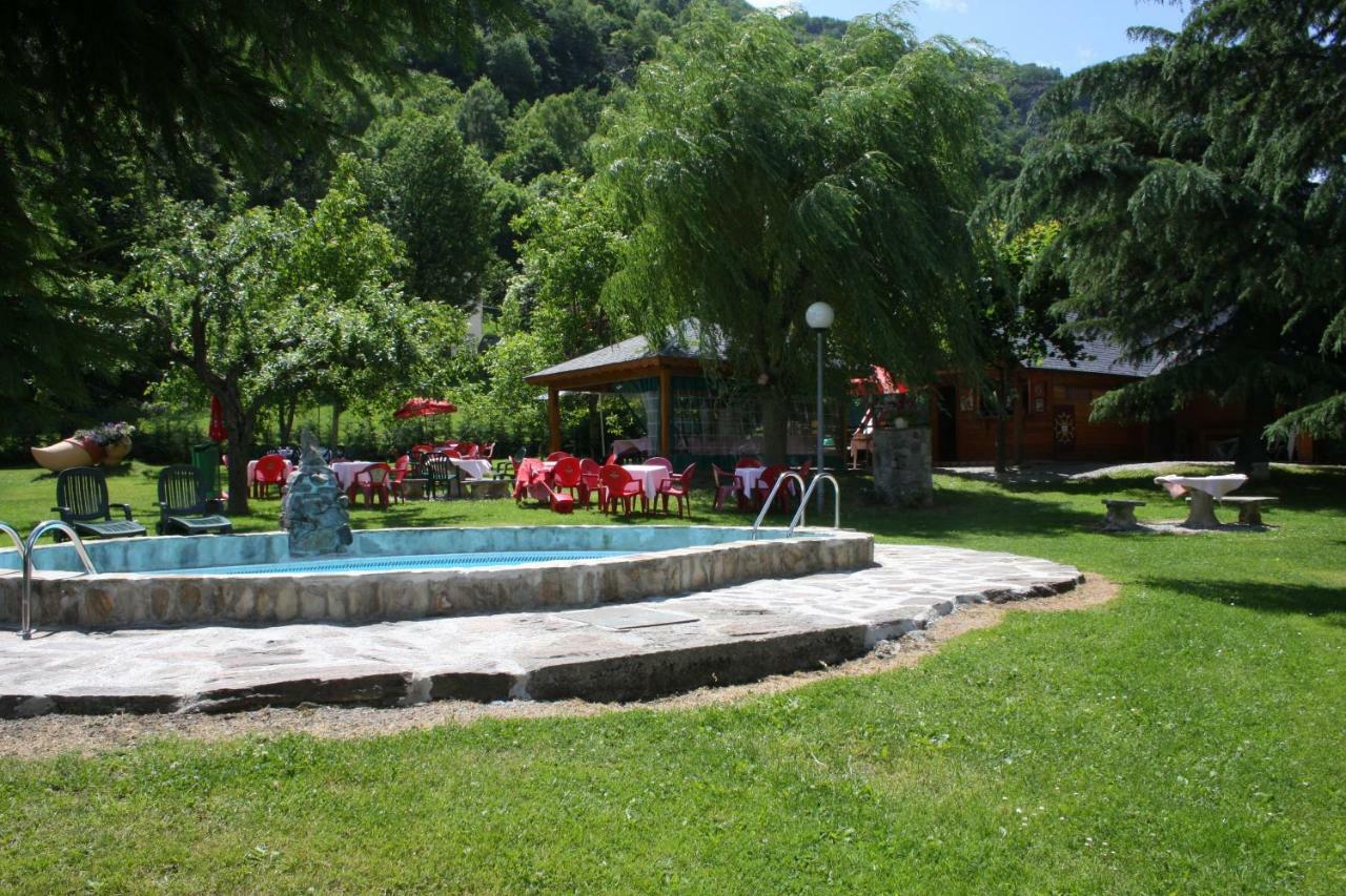 Hostal Talabart Les Exterior photo